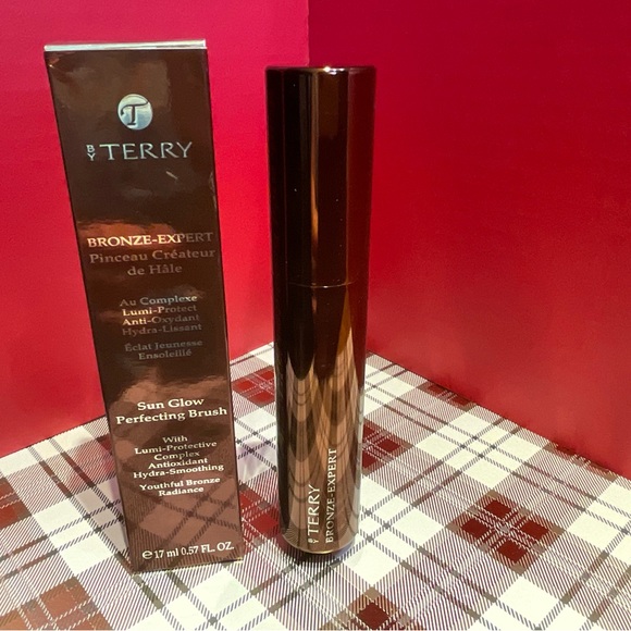 By Terry Brightening Bronze-Expert Sun Glow Perfecting Brush in SUN BEACH #1 - Picture 2 of 10